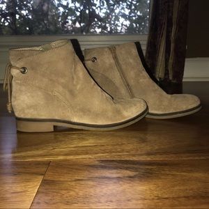 COPY - Lucky Brand Boots!